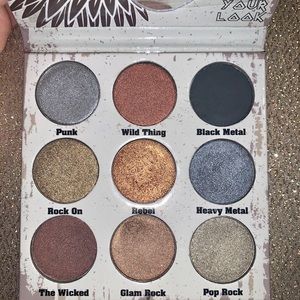 GLAM METALS EYE SHADOW PALETTE by CROWN PRO